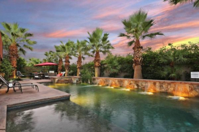 Paramount - Relax & Entertain w/ Resort Amenities - Pool/Spa & Full Game Room!